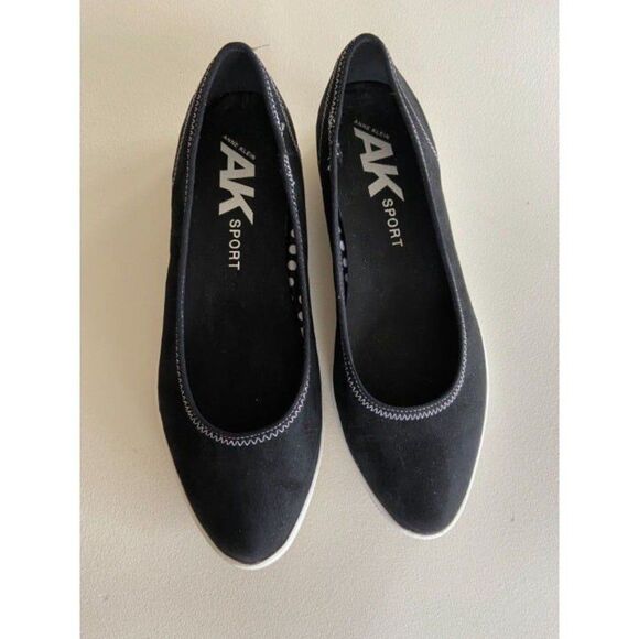 Black Ann Klein Sport Slip On (8 1/2) - Picture 1 of 8